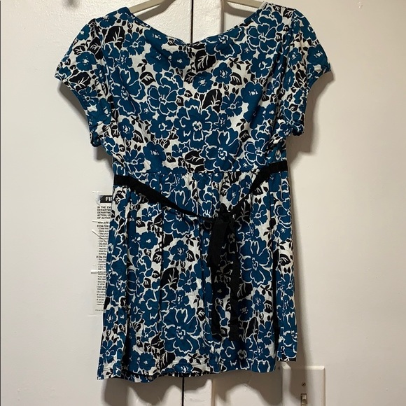 Brand New ladies Top - Picture 3 of 6